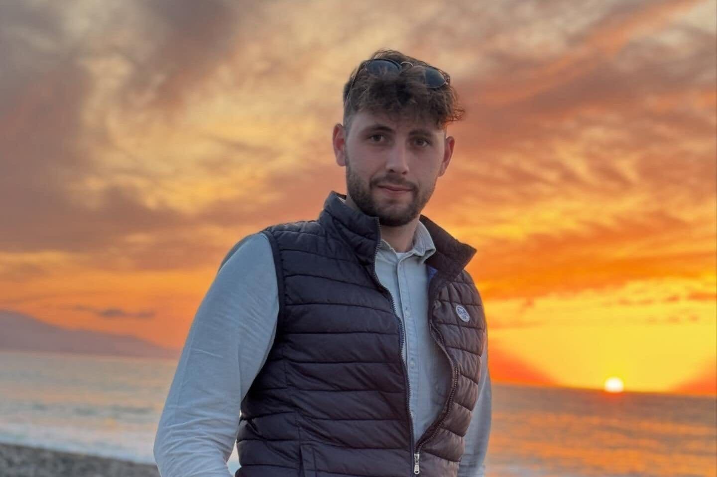 Scontro frontale sulla strada statale a Messina, due morti: una vittima aveva 25 anni