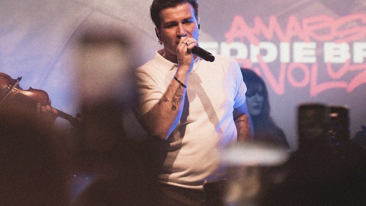 Eddie Brock in concerto nei club