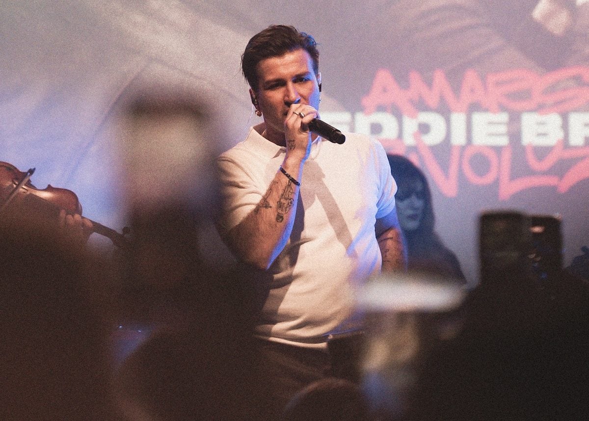 Eddie Brock cancella il tour estivo ma incontrerà i fan al Pincio: come ottenere il rimborso dei biglietti