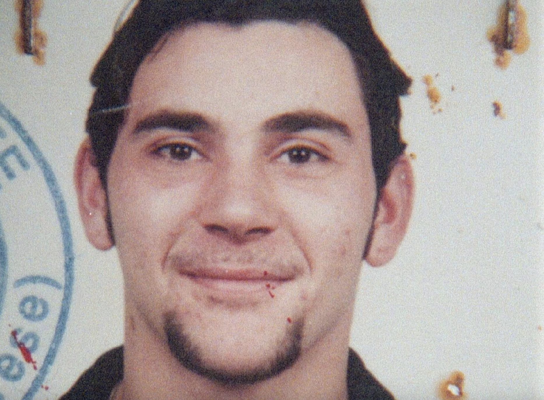 Elia Del Grande in fuga, il sacerdote che ha allertato le autorità: "Ha detto che sarebbe rientrato, mi fidavo”