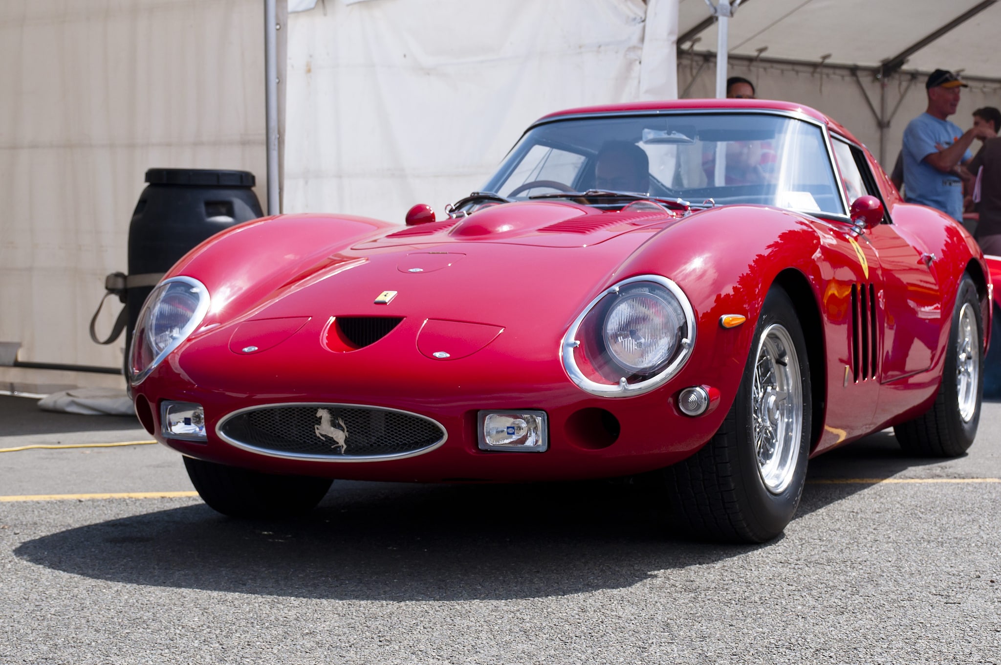 Spaccia una falsa Ferrari 250 GTO per originale a Torino: 78enne condannato a 14 mesi