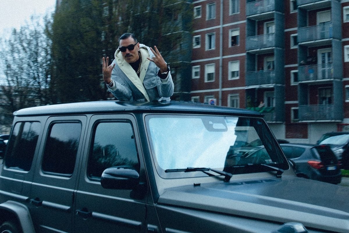 Marracash in auto a Barona – ph Andrea Bianchera