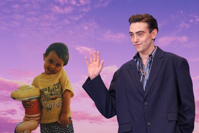 Il desiderio di Michele Bravi di diventare padre in Genitore 3: "Decidono per noi se è giusto pensare a un figlio"