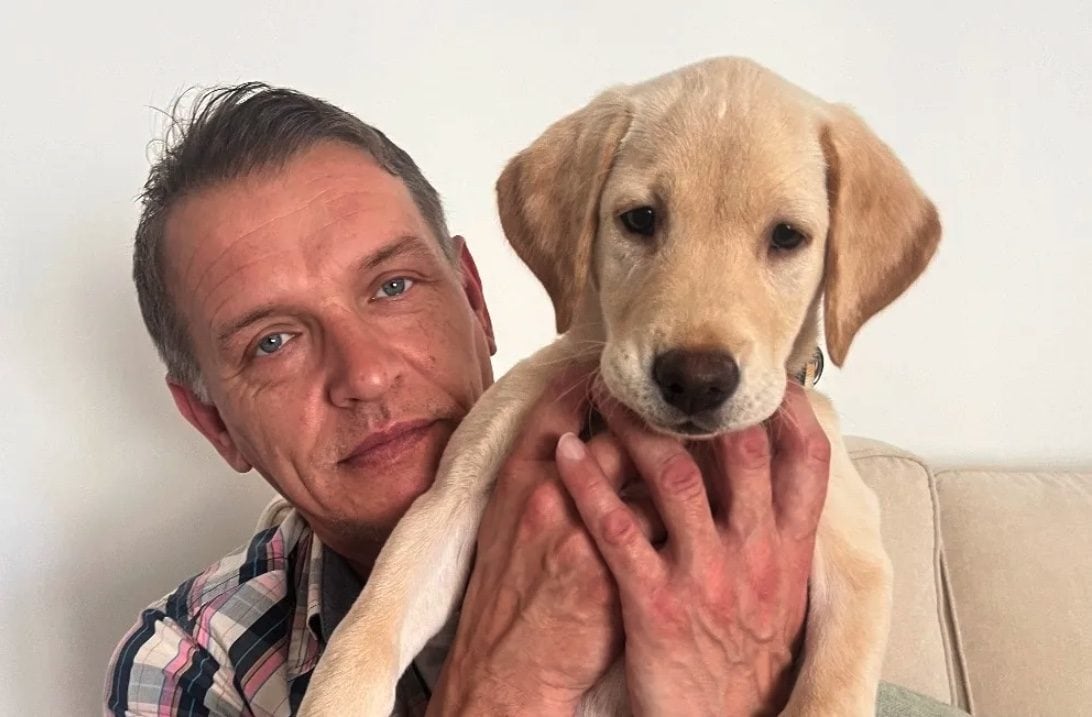 Intervento odontoiatrico in Turchia lo lascia senza denti, 48enne si toglie la vita: “Abbandonato”