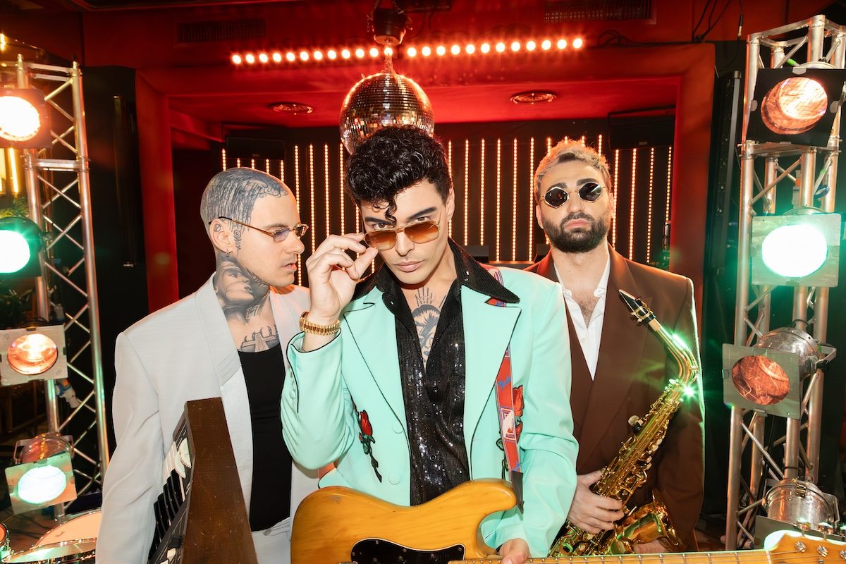 Testo e significato di Rolling Stones dei The Kolors: nel video protagonisti Eva Henger e Gianni Celeste