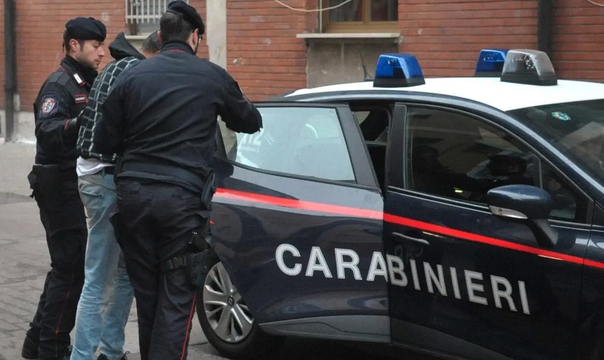 Anziano morto in cantina a Piacenza, il figlio: "Non l'ho ucciso. Era lì perché malato. Per anni ci ha picchiati"