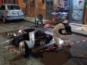 Donna accoltellata a Catania, l’ex marito fermato dopo 14 ore di fuga: la lite per la figlia più piccola