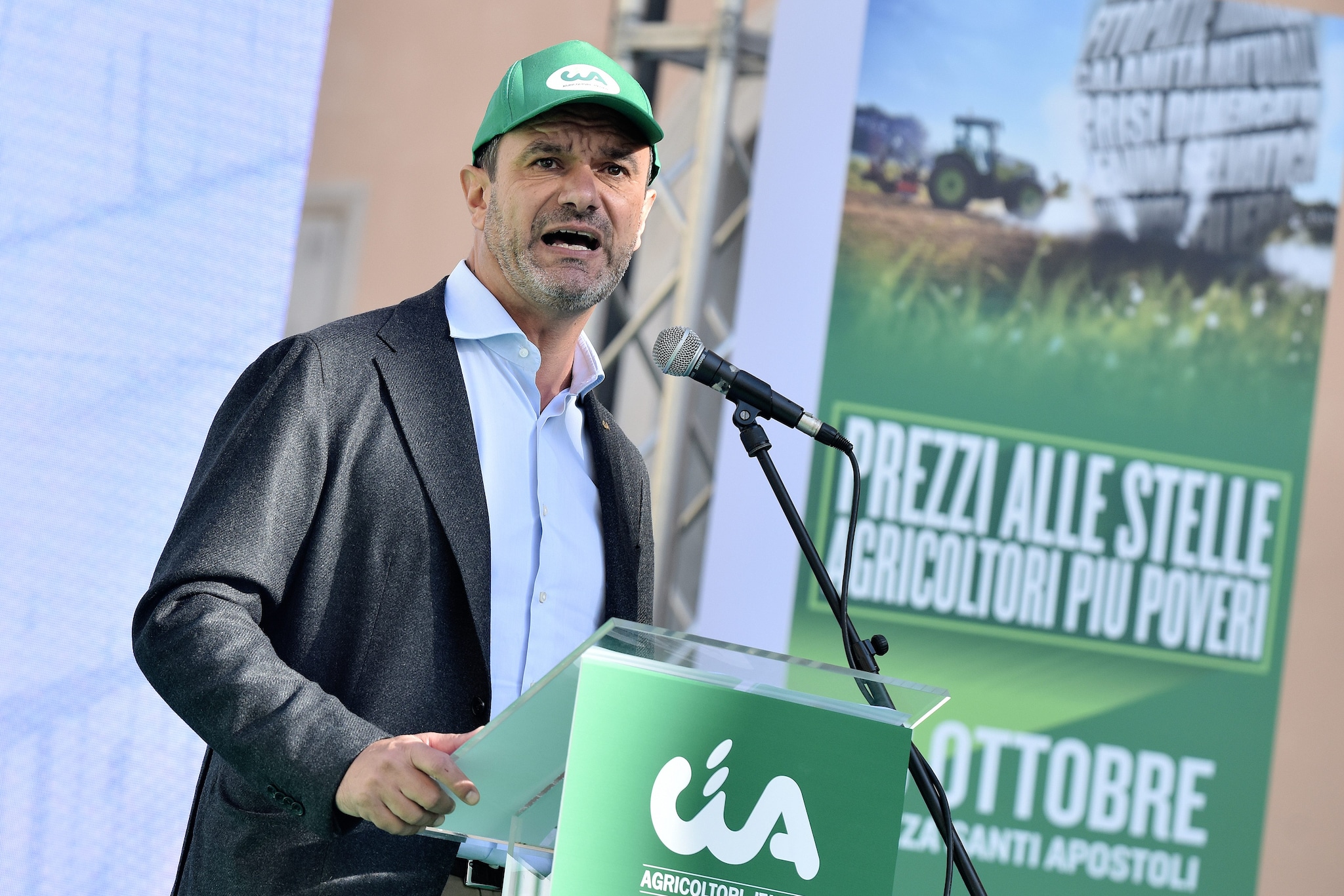 La guerra in Iran colpisce anche l'agricoltura italiana, allarme CIA: "Gasolio raddoppiato, fertilizzanti alle stelle"