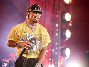 Il cantante D4vd arrestato per l’omicidio di una 14enne: corpo smembrato trovato nel bagagliaio della sua auto