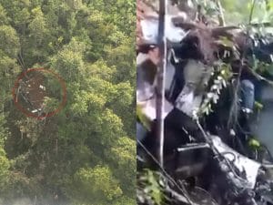 Elicottero precipita in Indonesia, 8 persone morte nello schianto: “Persi contatti subito dopo il decollo”