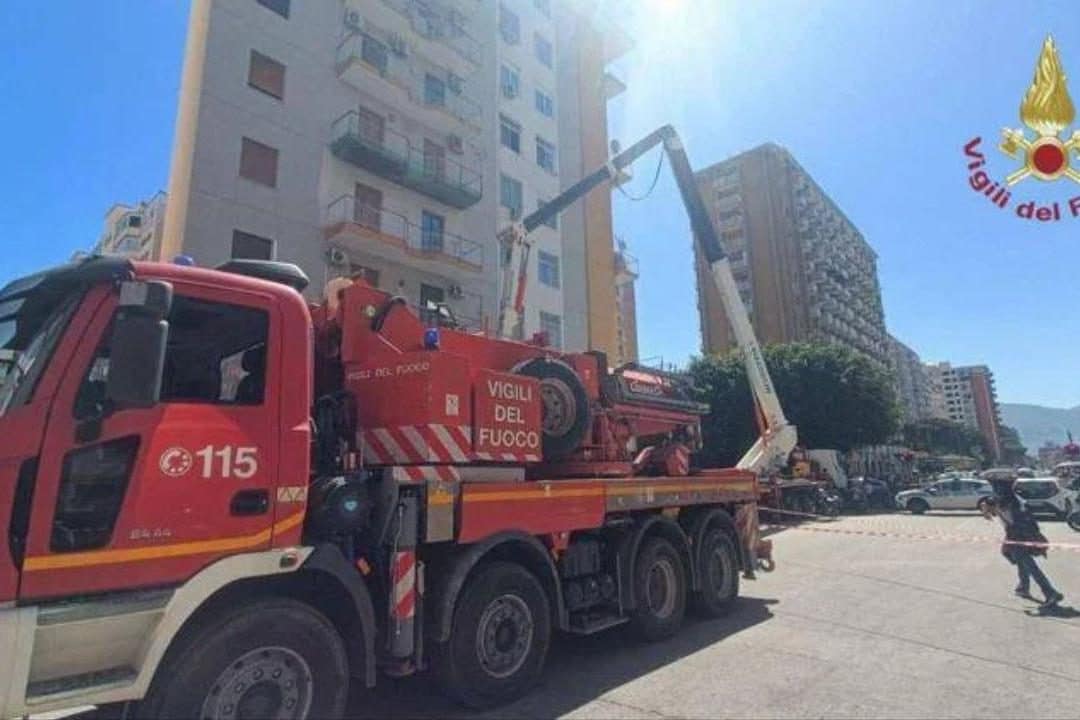 Operai morti a Palermo mentre lavoravano, i famigliari di una delle vittime: "Non erano in nero"