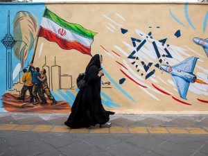 Iran, la guerra in diretta, Teheran propone la riapertura di Hormuz, Trump scettico. Merz (Germania): “Stati Uniti umiliati”.