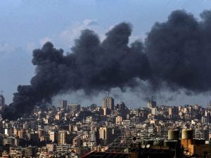 Iran, la guerra in diretta: Hormuz, Trump: “Pessimo lavoro di Teheran nella gestione del petrolio”. Allerta antiaerea in tutto Israele