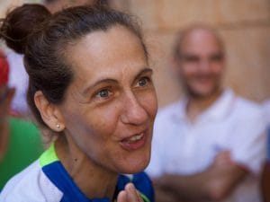 Loredana Ferrara uccisa in strada dall’ex a Vignale Monferrato, i testimoni: “Gli urlava di lasciarla stare”