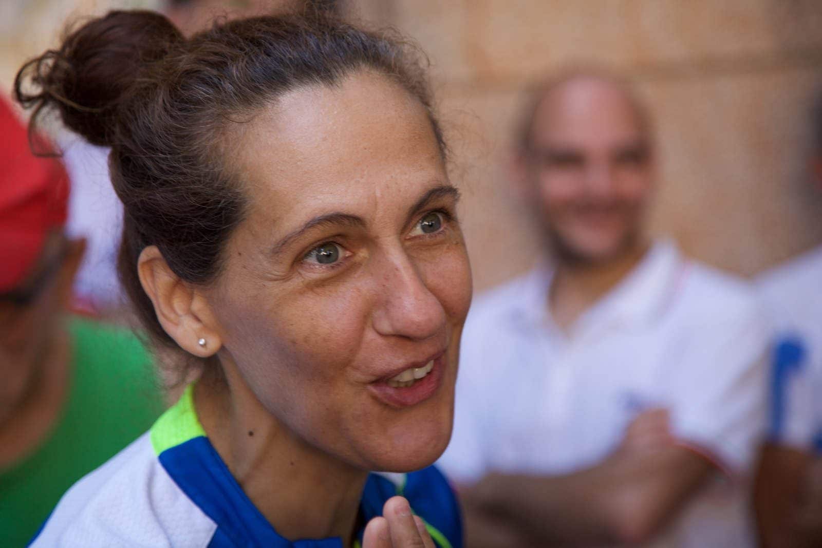 Donna uccisa in strada con una coltellata alla gola: fermato ex compagno a Vignale Monferrato