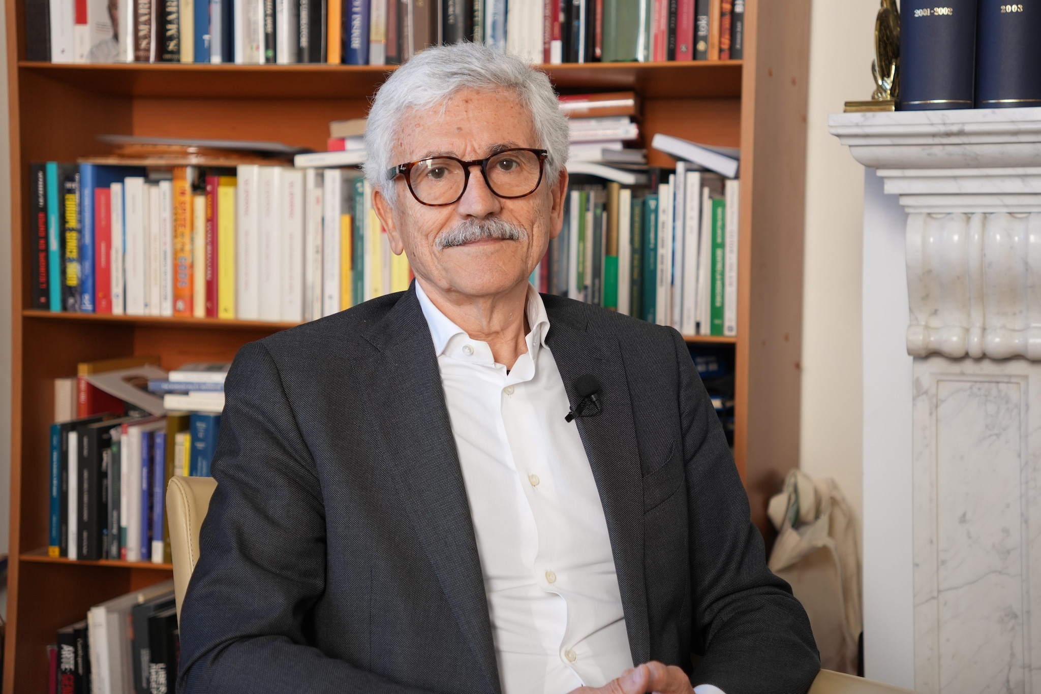 Cina, Iran, il declino dell'Occidente e i Baci Perugina condivisi con Arafat: colloquio con Massimo D'Alema