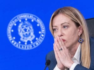 Taglio delle accise in scadenza, il piano del governo Meloni contro i rincari di benzina e diesel