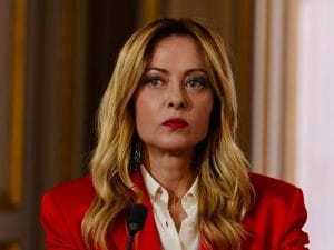 Sondaggi politici, Meloni regge al 41% ma indebolita: gli scenari nel governo un mese dopo il referendum