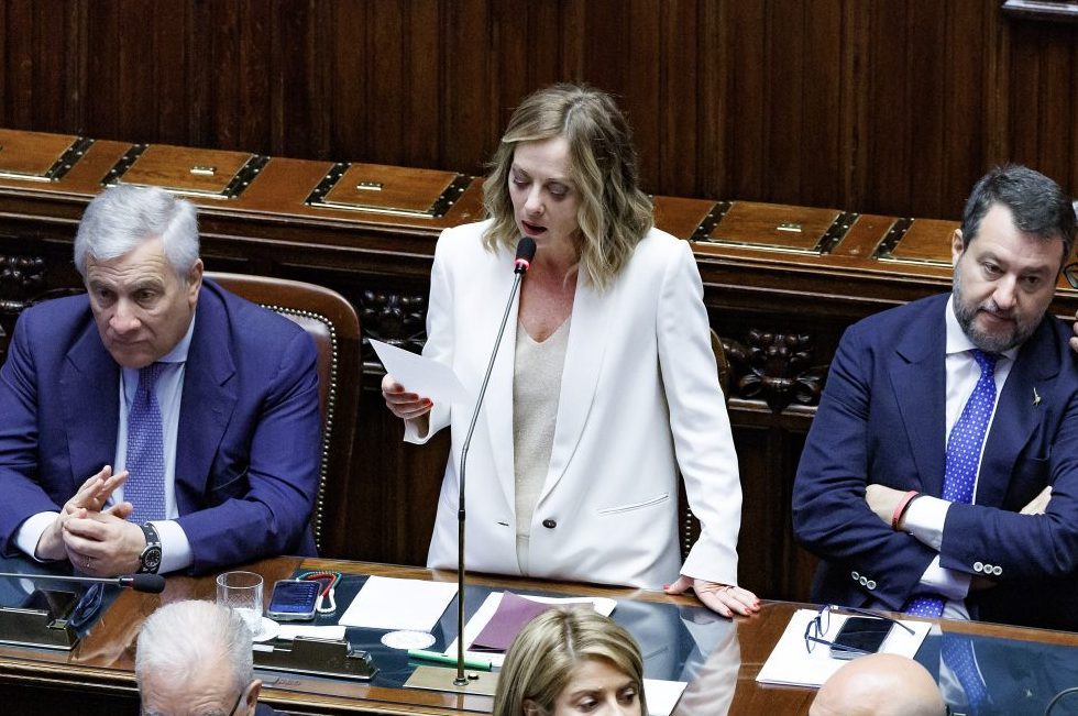 Sondaggi politici, perde voti tutto il centrodestra: chi vince alle elezioni