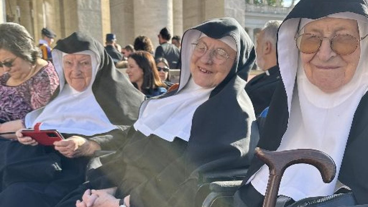 Le tre suore a Roma (Instagram)