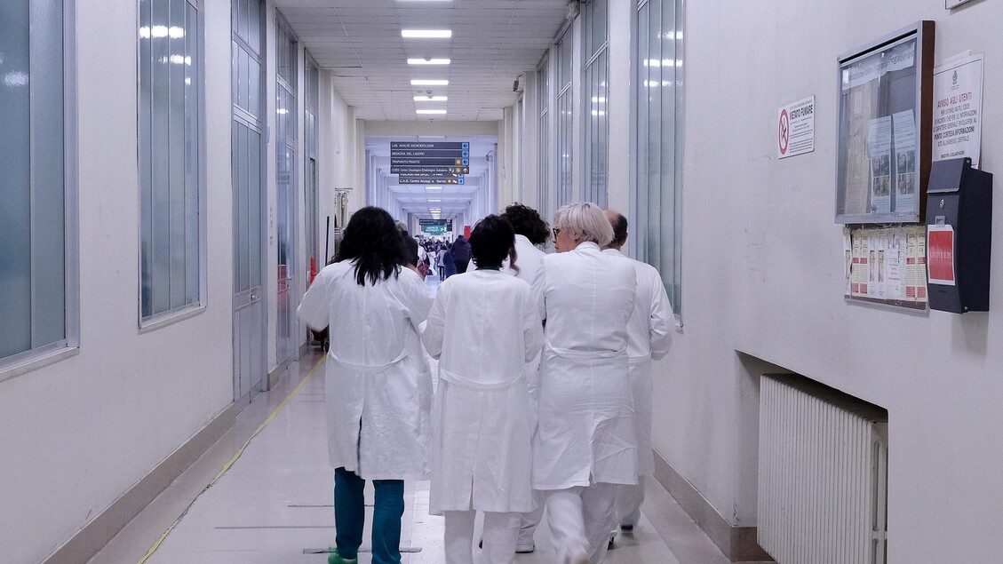 Sciopero sanità privata il 17 aprile 2026, stop a visite ed esami in Italia: gli orari e i servizi garantiti