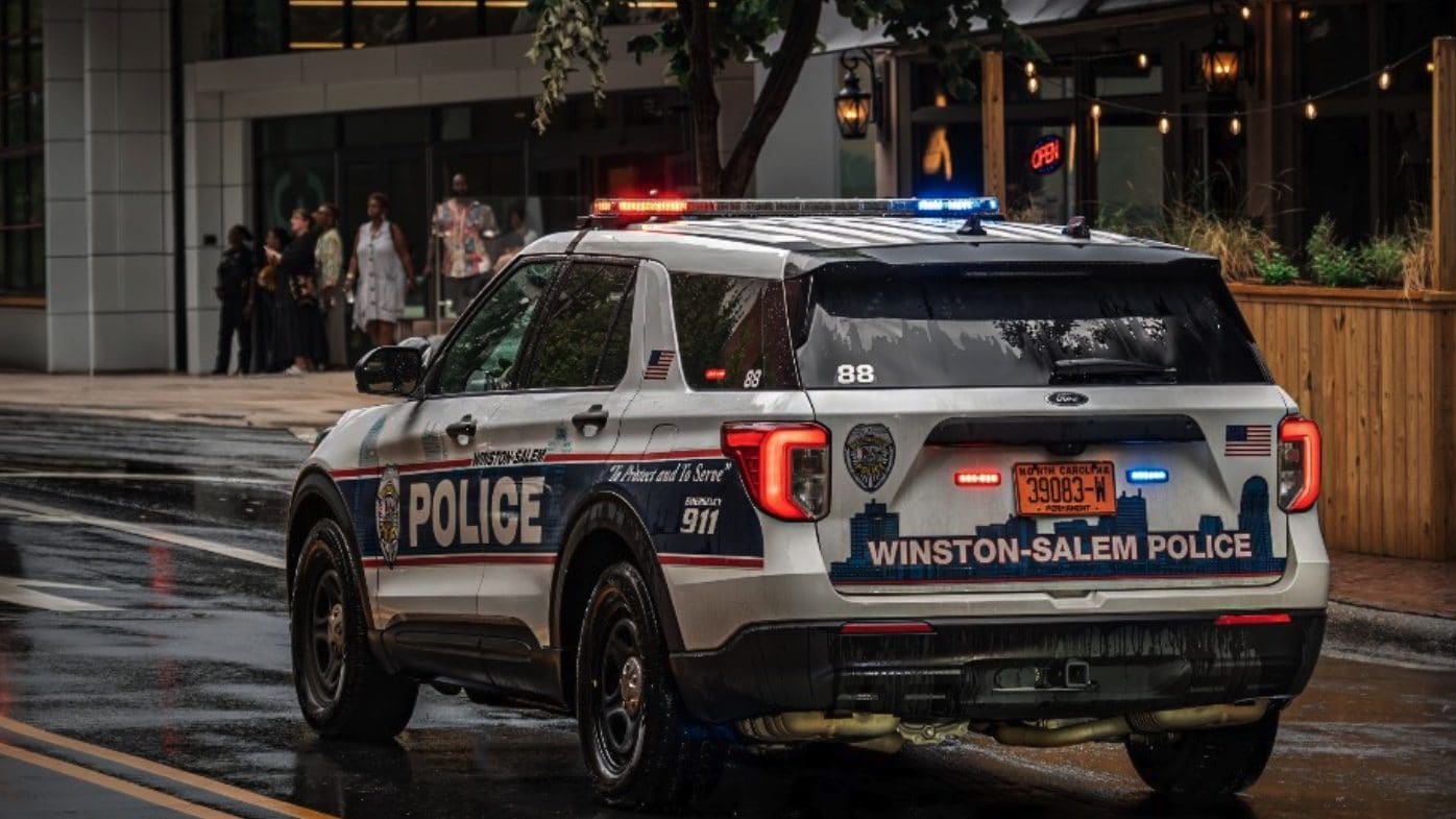 Usa, rissa tra giovani davanti scuola a Winston-Salem sfocia in sparatoria: 2 morti in Carolina del Nord