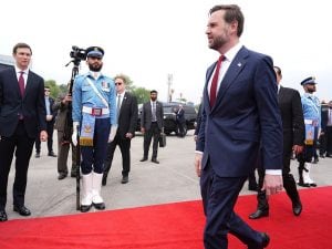 I negoziati di Islamabad tra Stati Uniti e Iran segneranno il futuro del medio oriente: l’analisi