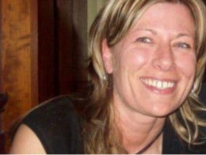 Perse il figlio quattro anni fa, 56enne britannica sceglie il suicidio assistito in Svizzera: il caso Wendy Duffy
