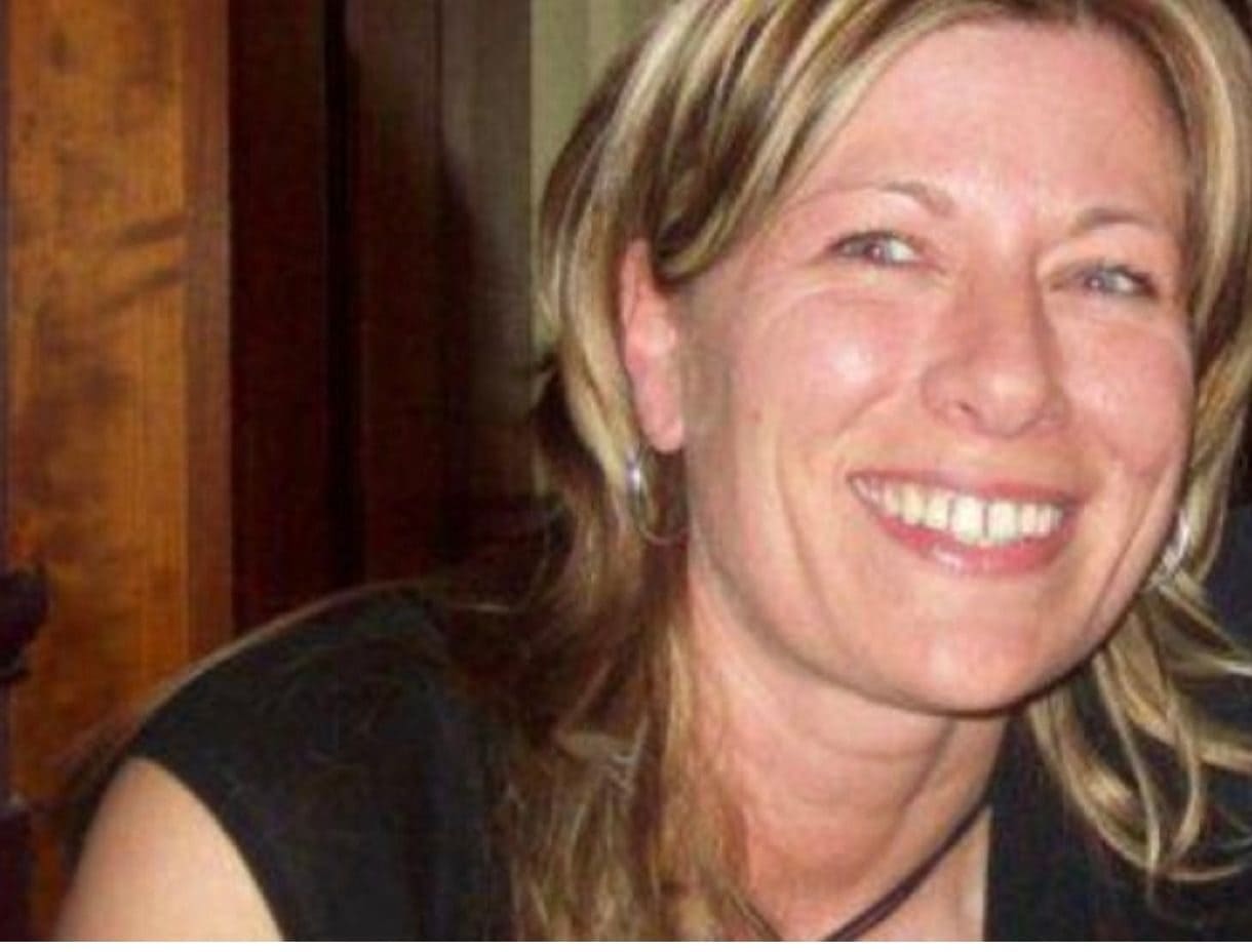 Perse il figlio quattro anni fa, 56enne britannica sceglie il suicidio assistito in Svizzera: il caso Wendy Duffy