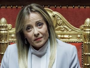 Nel Piano Casa di Meloni promesse vuote e niente soldi, l’esperto: “Aiuterà i privati, non i giovani”