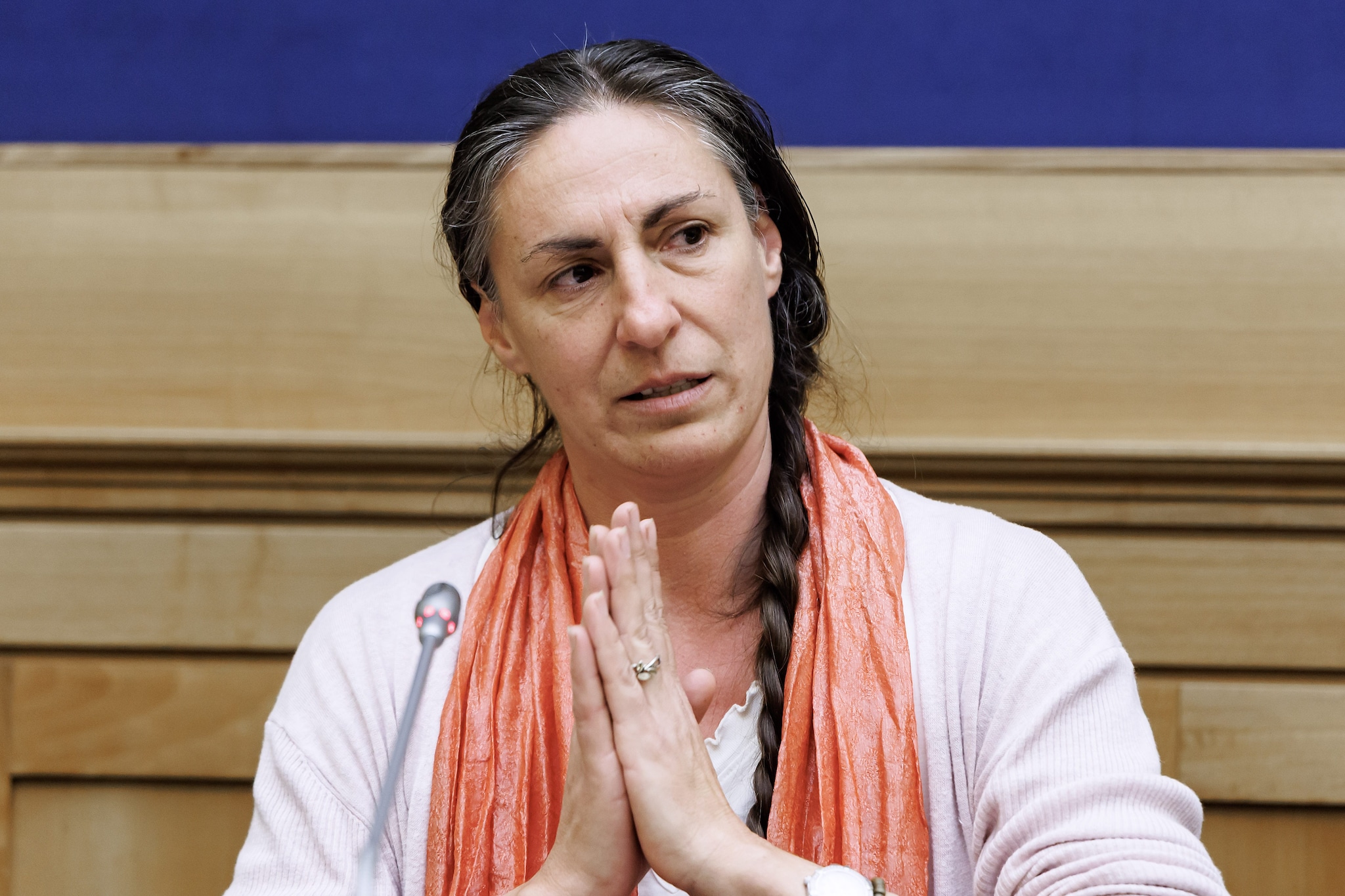 Famiglia nel bosco, mamma Catherine: "Non abbiamo fatto niente di male. Voglio liberare i miei figli"