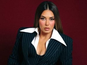 Elvana Gjata a Milano: “Cresciuta con Battisti e Pausini, con Dua Lipa portiamo il pop albanese in Europa”