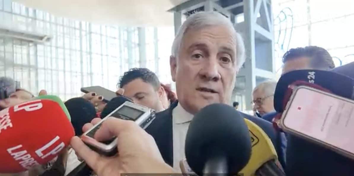 Crisi energia, Tajani a Fanpage: "Non mi aspetto mesi di sacrifici, guardare anche bicchiere mezzo pieno"