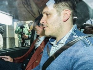 Garlasco, l’analisi del penalista sulla mossa dei pm: “Spiazzante, hanno costretto Sempio a scoprirsi”