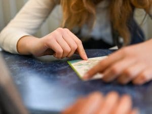 Alberobello, gioca 3 euro e porta a casa 5 milioni: caccia al vincitore misterioso