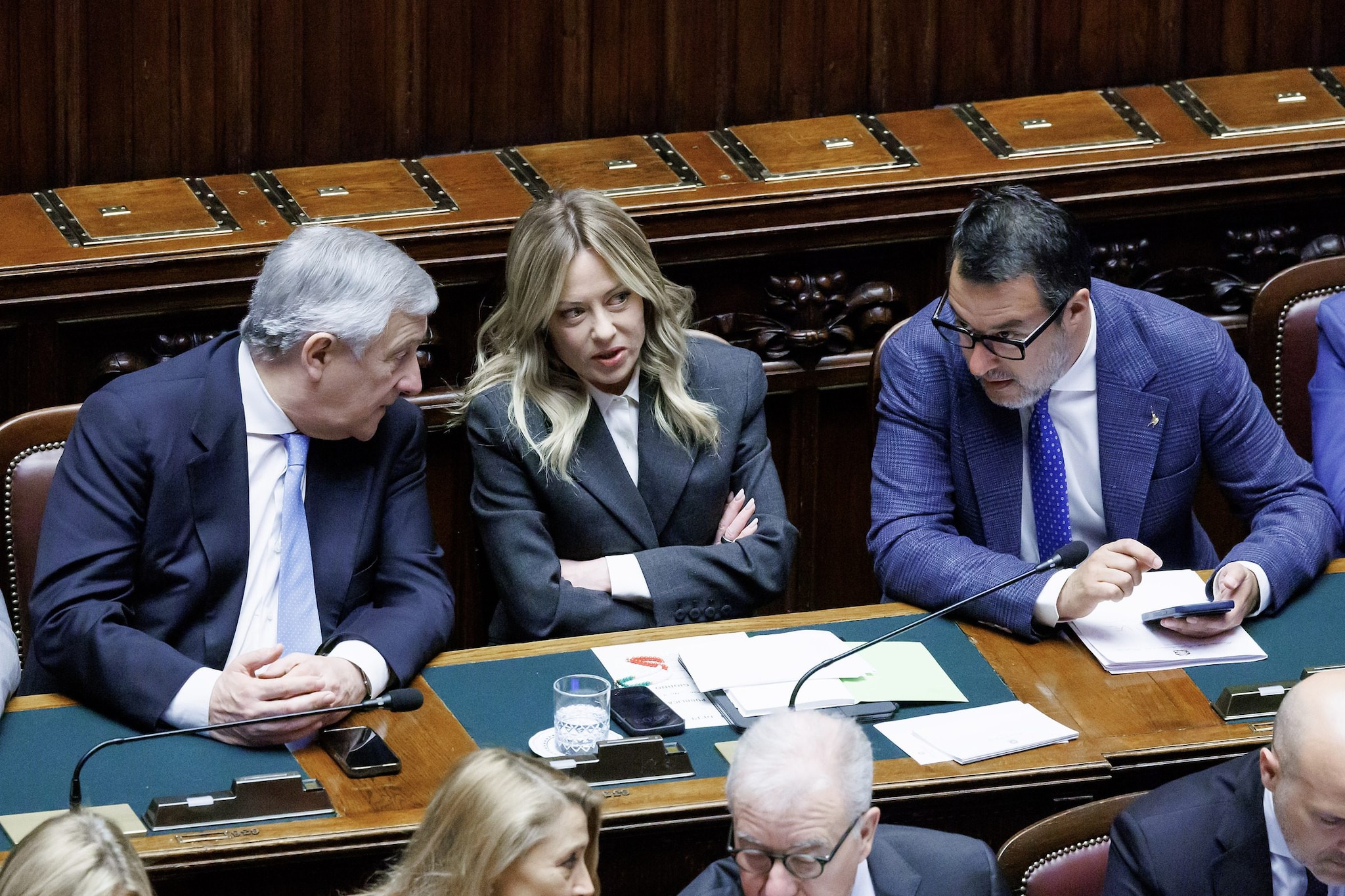 Sondaggi politici, centrodestra ancora giù: Fratelli d'Italia ai minimi, Lega di nuovo sotto il 7%