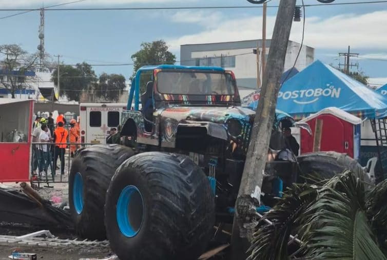 Monster truck fuori controllo, tre morti e 38 feriti in Colombia: due delle vittime erano bambini