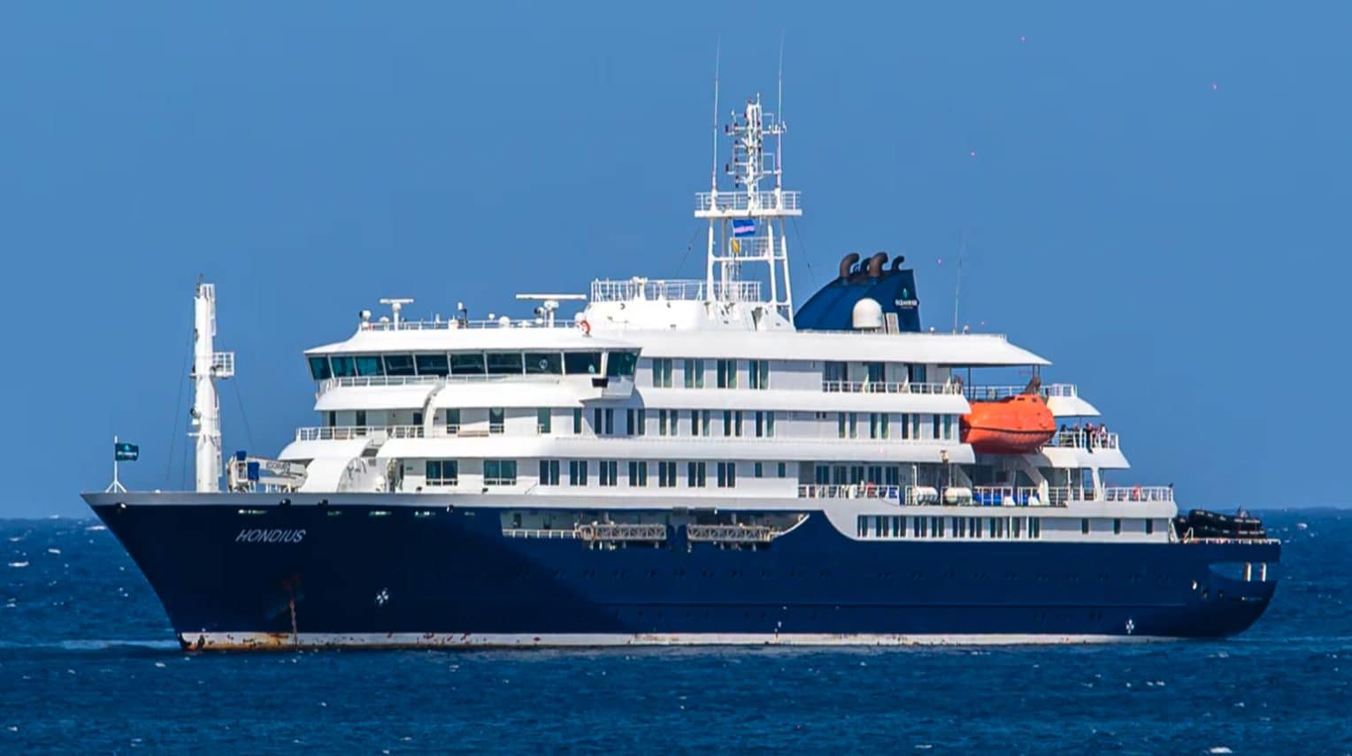 Epidemia di hantavirus su una nave da crociera: gravi altri due membri dell'equipaggio e un passeggero inglese