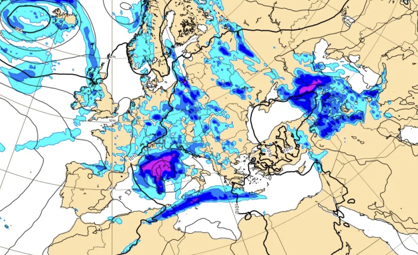 Meteo, in arrivo piogge e temporali sull’Italia: le previsioni di Simone Abelli per la settimana