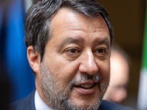 Biennale, Salvini sta con Buttafuoco e visita padiglione russo: “Niente di scandaloso, esco con idea di serenità”
