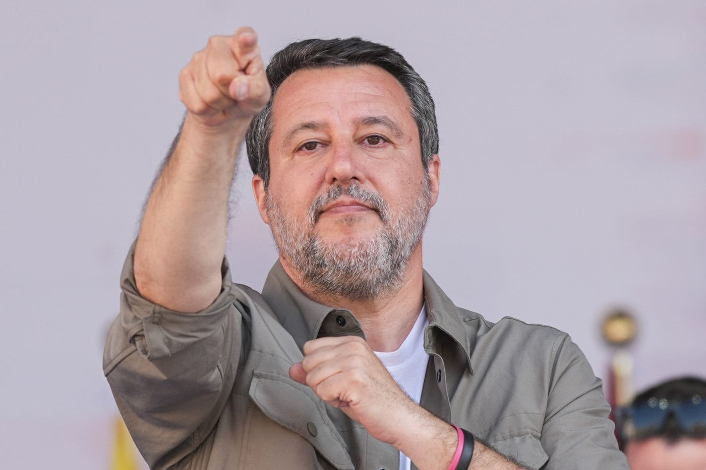 Anche a Modena, come sempre, Matteo Salvini è il re degli sciacalli per distacco