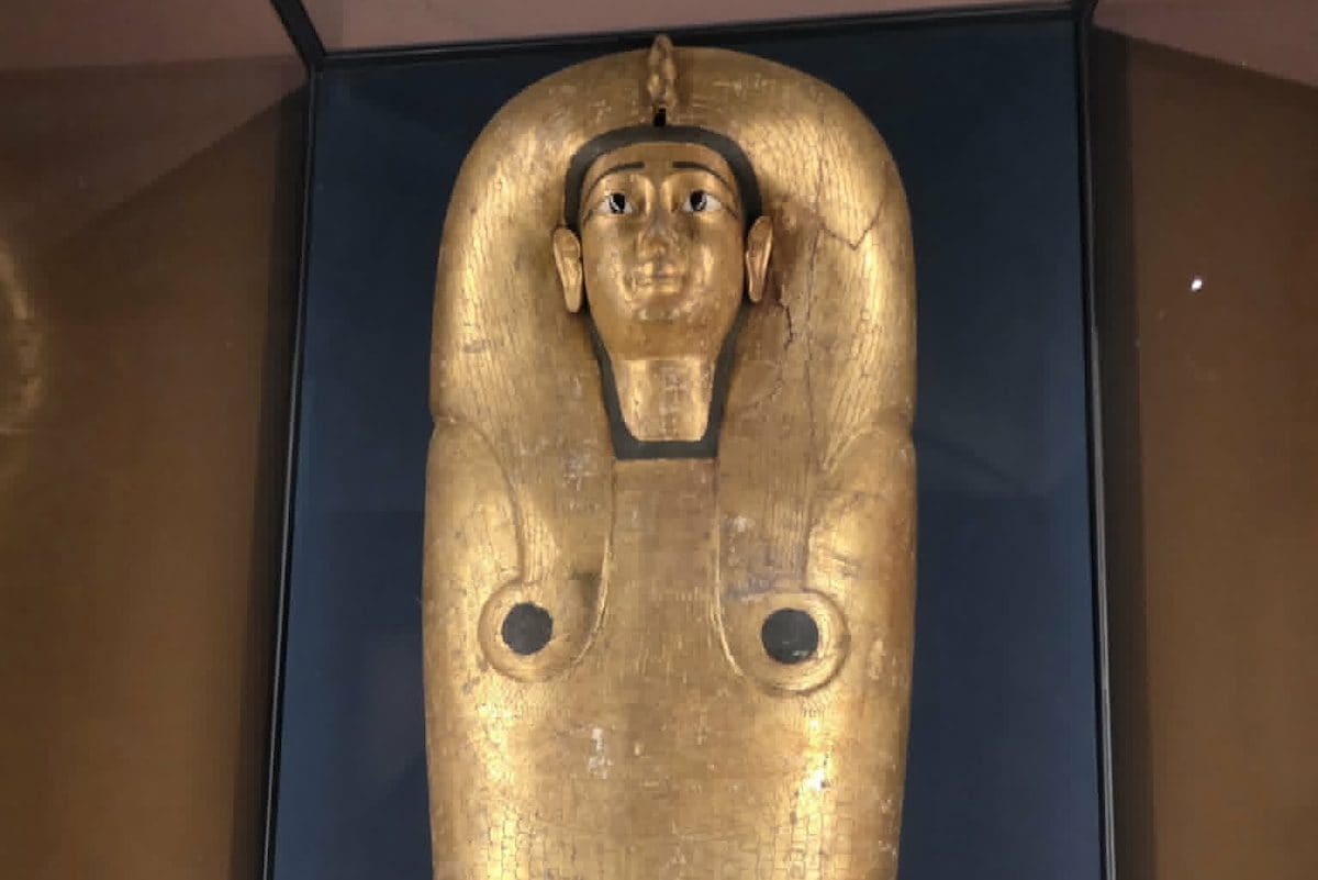 Il sarcofago della regina Ahhotep