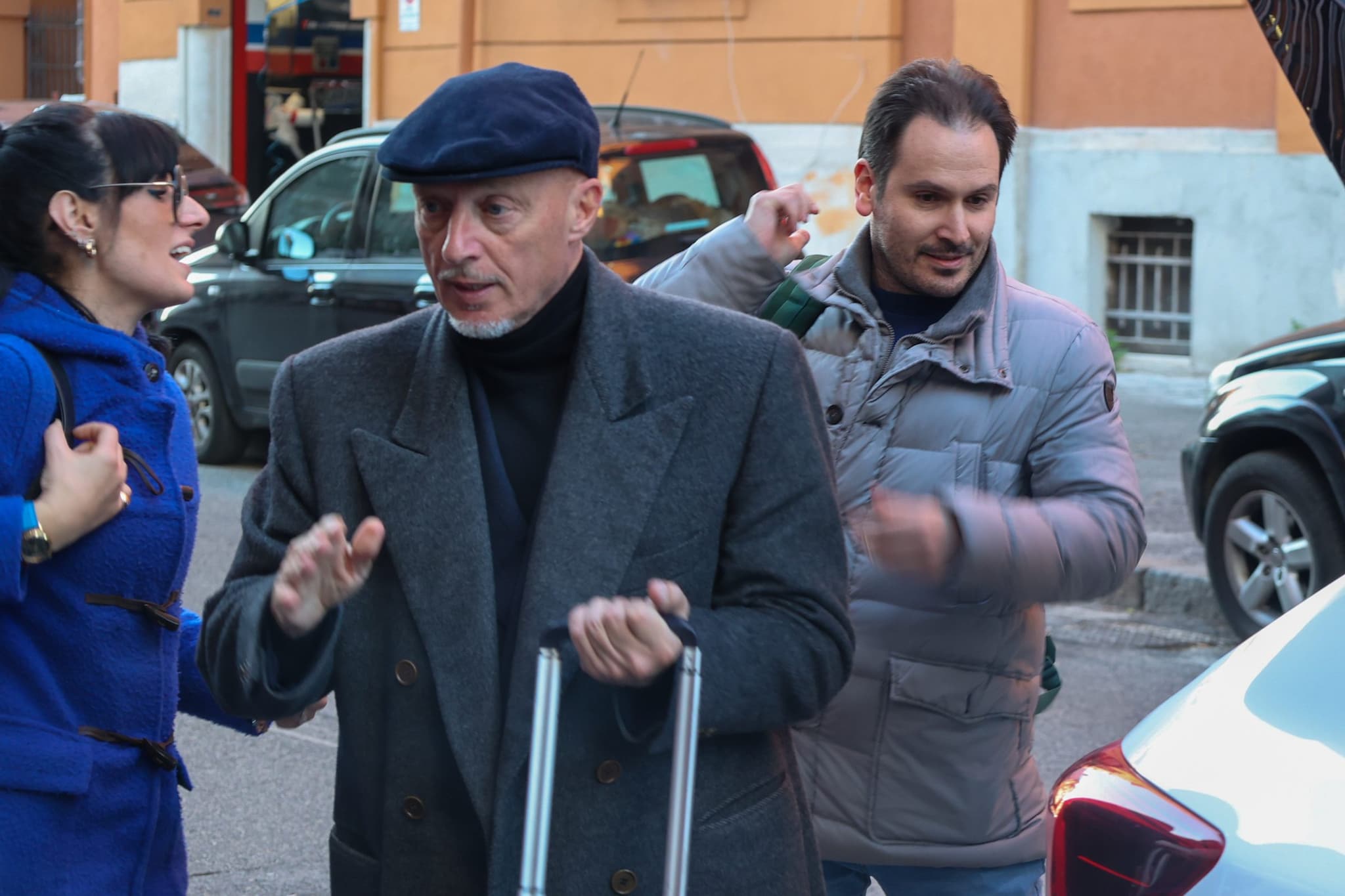 L’avvocato di Sempio e Nuzzi “smontano” il biglietto con la parola “assassino”: “Era appunto per uno spettacolo”