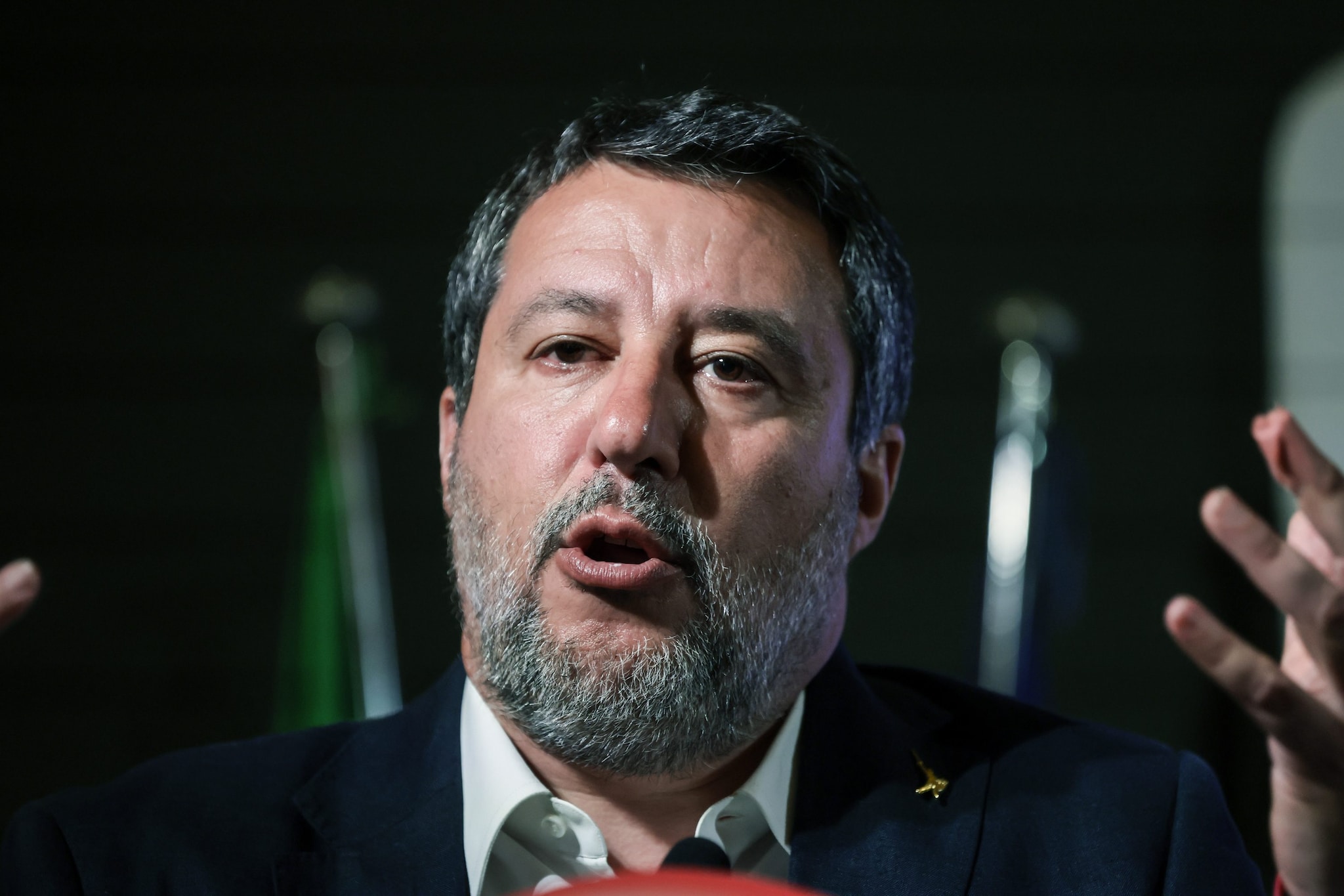 Il caso del commissario per il Piano Casa e lo stipendio da 500mila euro per lavorare un anno e mezzo