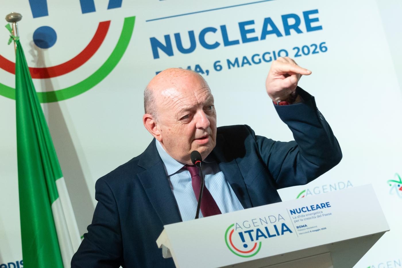 Nucleare, l'Italia verso un nuovo referendum: Pichetto Fratin spiega come e perché