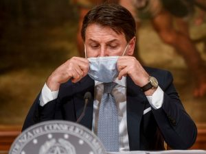 Scontro in commissione Covid sul caso consulenze, 