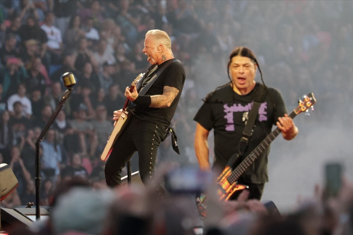 I Metallica suonano la sigla di Ken il Guerriero a sorpresa e conquistano i fan italiani a Bologna