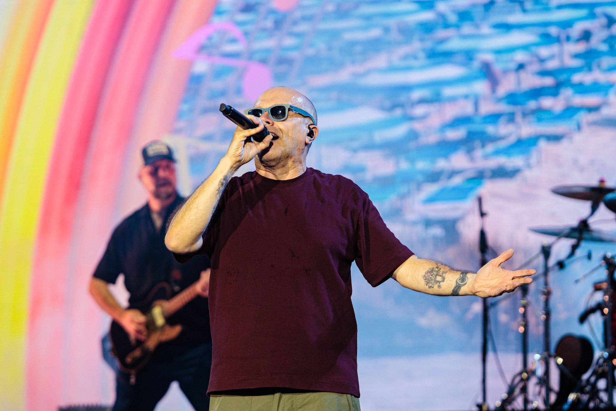 Messaggio di Max Pezzali per la donna schiacciata tra due bus dopo il concerto a Bologna: "Prego tutto vada bene"