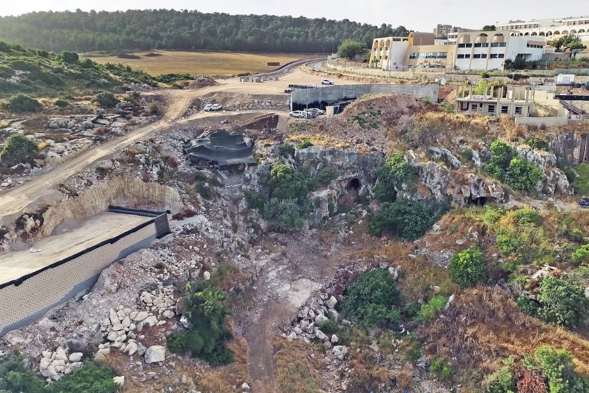 Scoperta una grotta preistorica di 400 mila anni in Israele: una capsula del tempo sull'evoluzione umana