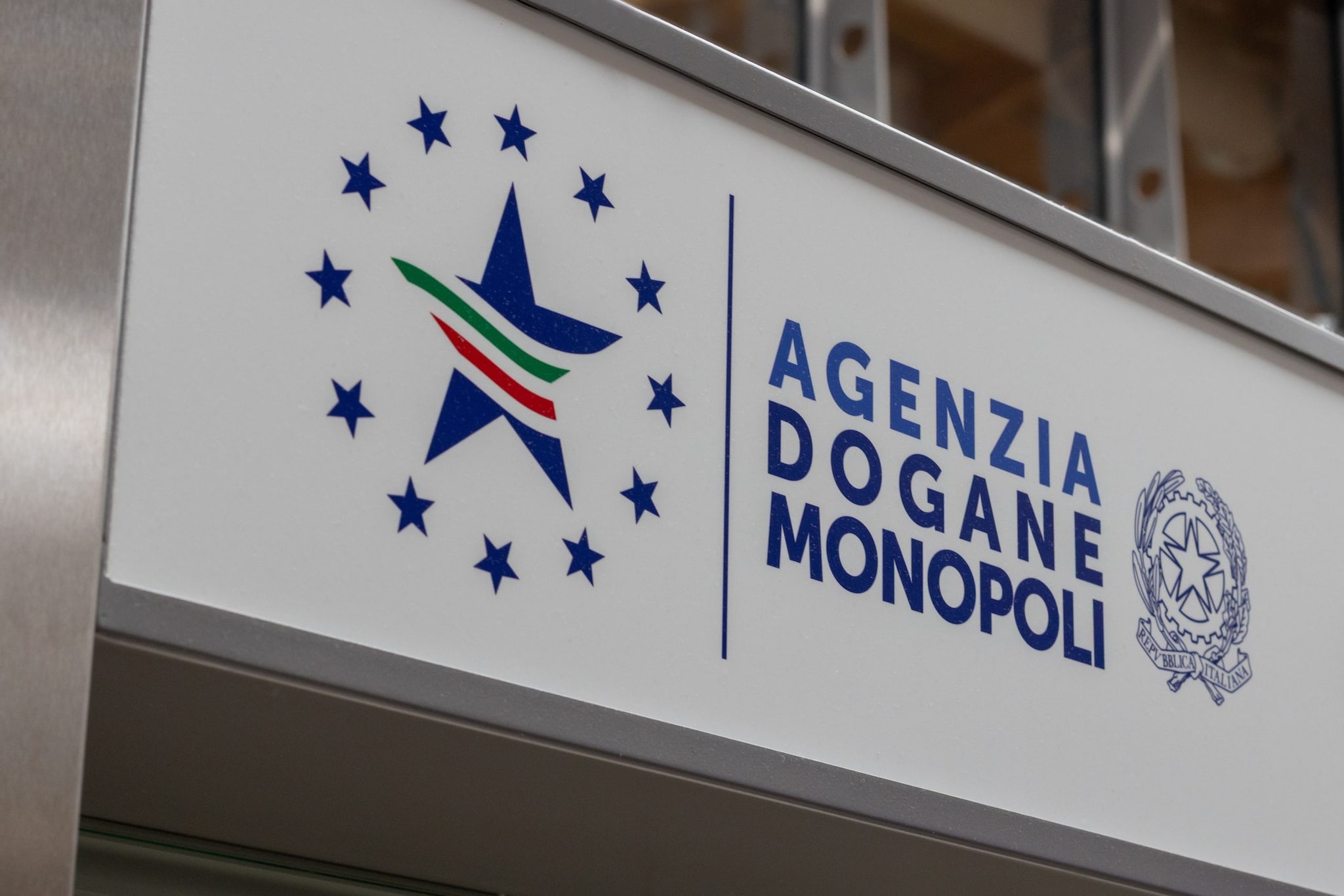 Concorsi Agenzia delle Dogane e Monopoli, oltre 1300 nuovi posti in arrivo: posti e profili ricercati